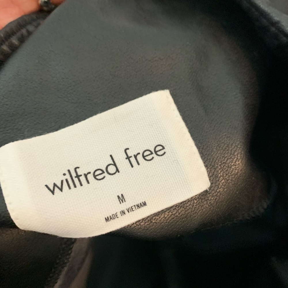 never worn Wilfred high waisted skinny pants